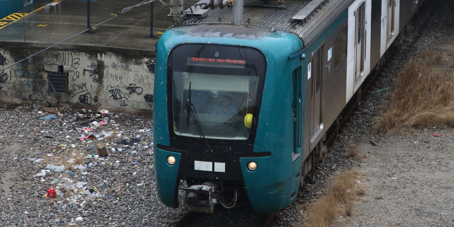 Rio: sistema ferroviário volta a operar após mais de 24 horas parado