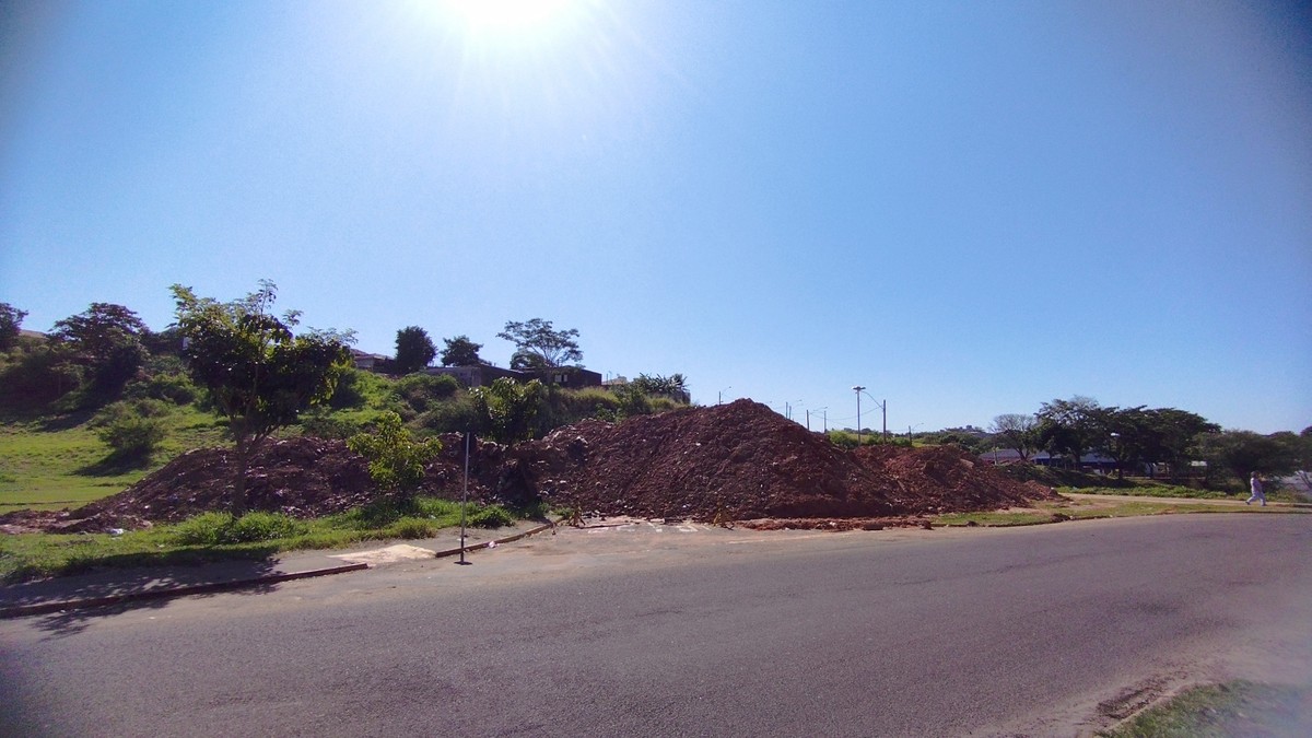Secretário estima prazo de seis meses e custo de R$ 600 mil para conclusão de reparos em cratera na Vila Iti, em Presidente Prudente | Presidente Prudente e Região