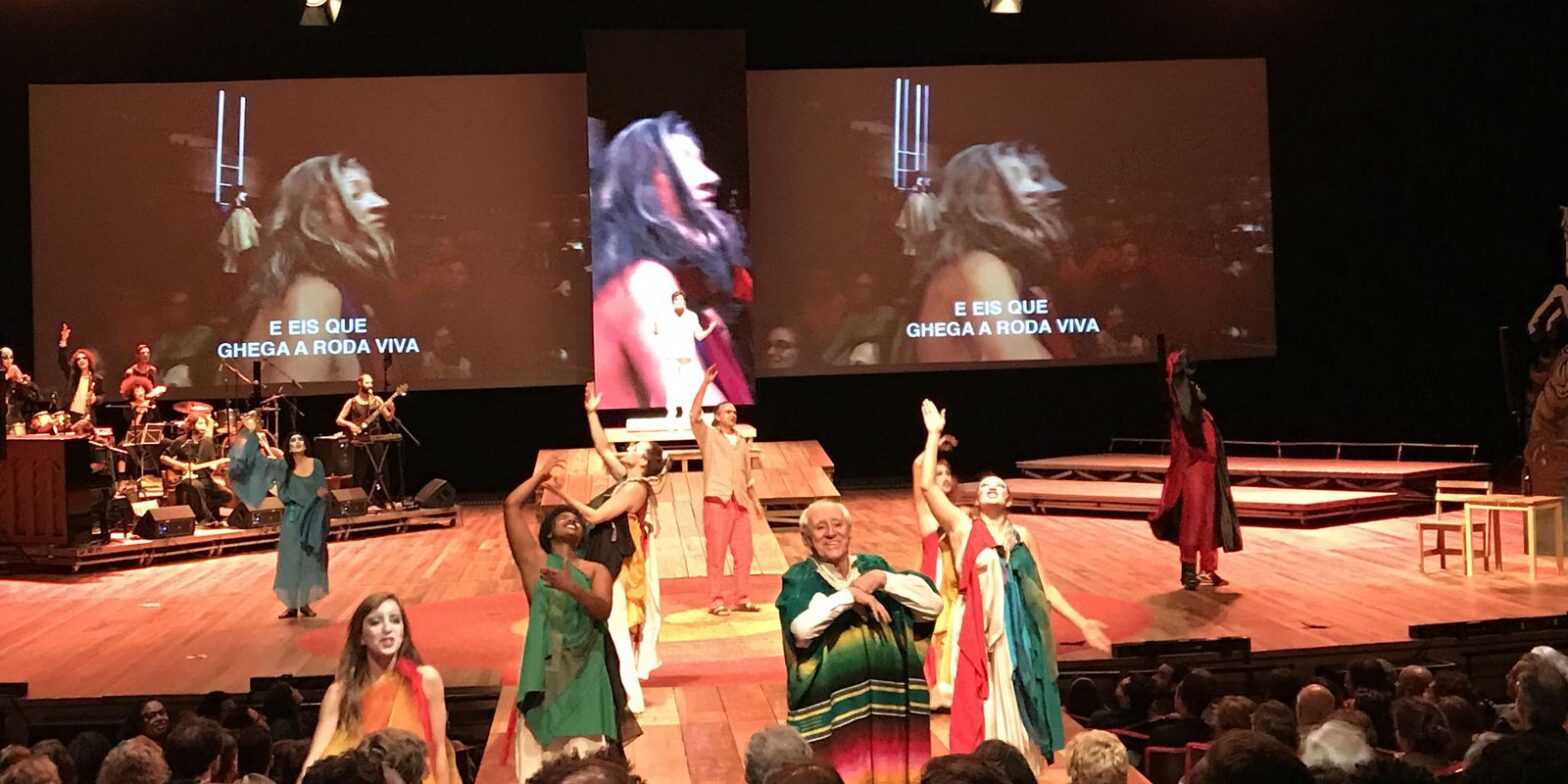 “Zé Celso foi o encenador mais transgressor da cena”, diz dramaturga