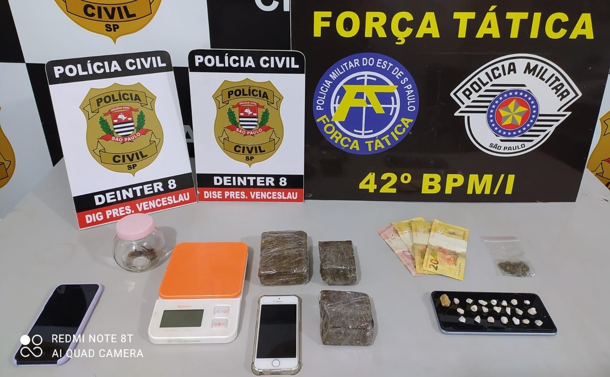 Polícias cumprem mandados de busca e prendem duas pessoas com crack e maconha, em Santo Anastácio