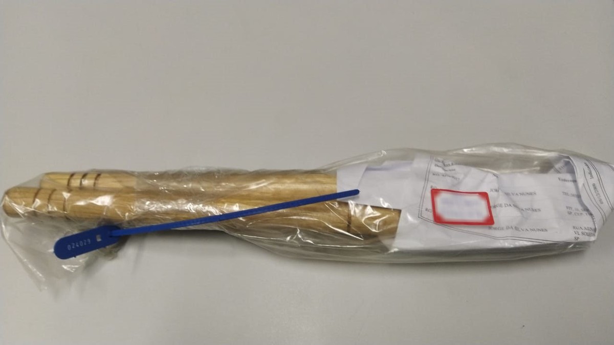 Após tentar roubar e ameaçar idoso com facas de churrasco, homem é preso em flagrante no Terminal Rodoviário