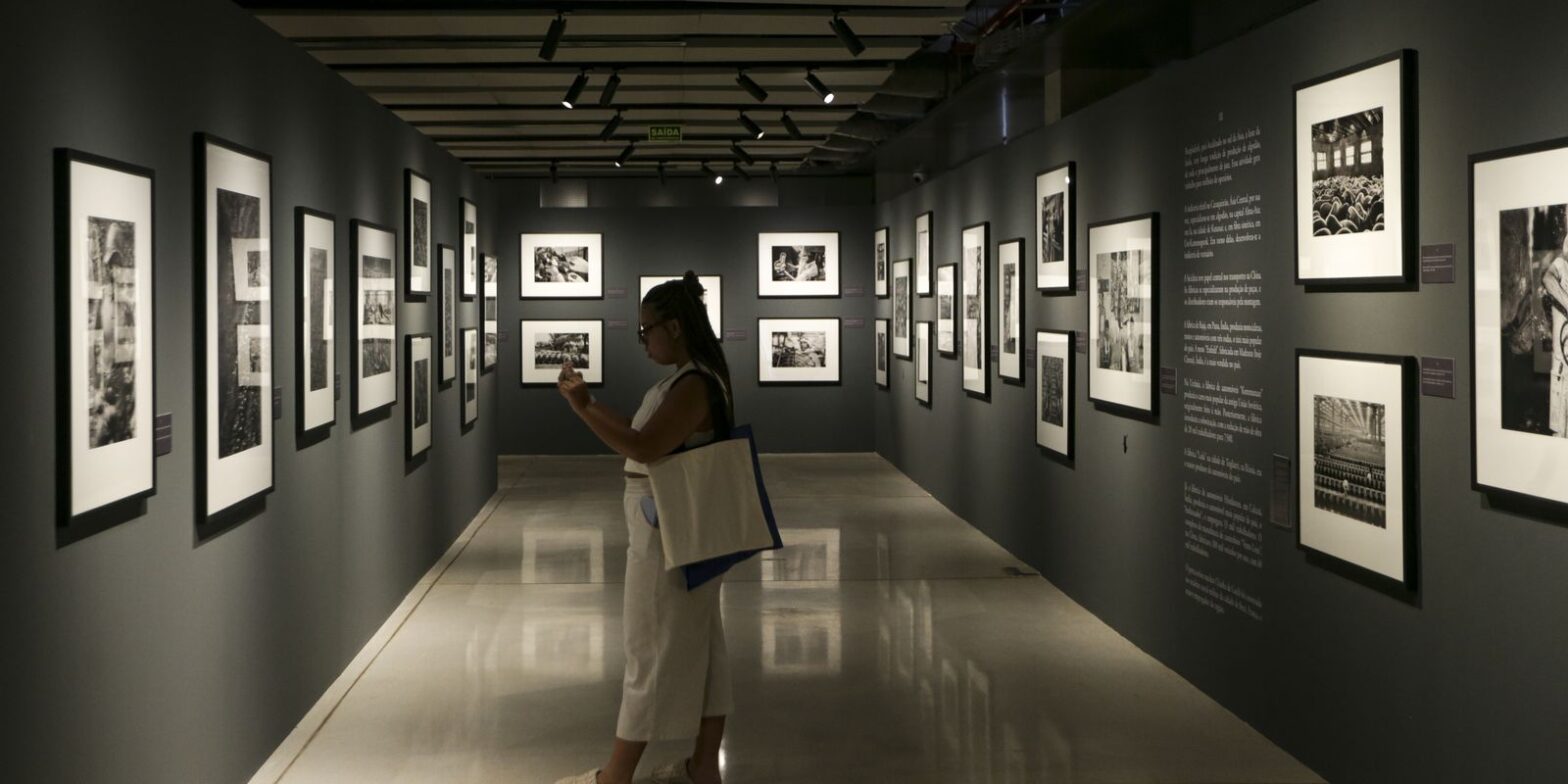 Exposição em Brasília reúne 150 fotografias de Sebastião Salgado