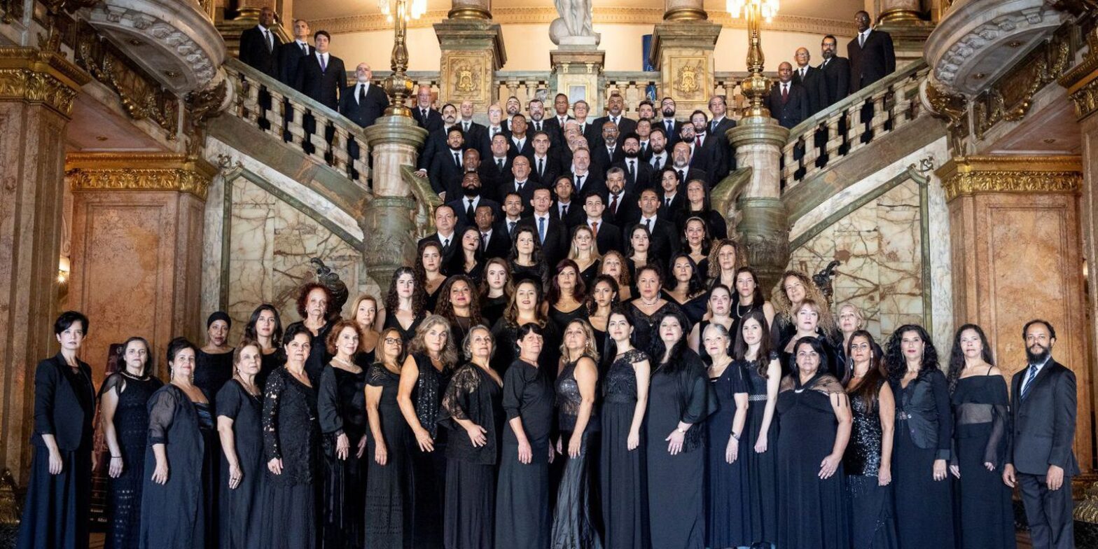 Coro do Theatro Municipal do RJ faz 90 anos e busca popularização