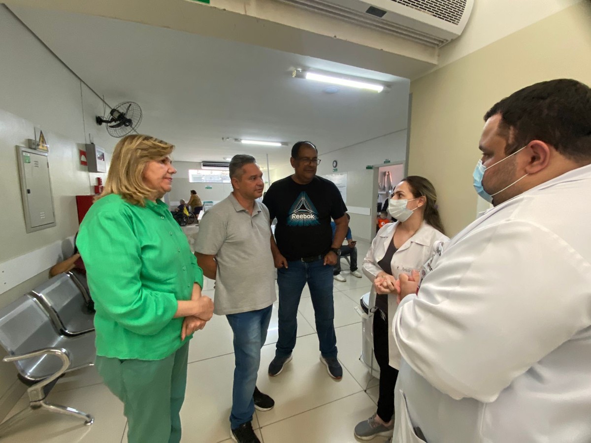 Em 2ª fiscalização surpresa no mesmo dia, Frente Parlamentar em Defesa da Saúde constata falta de materiais de limpeza na UPA do Ana Jacinta | Presidente Prudente e Região