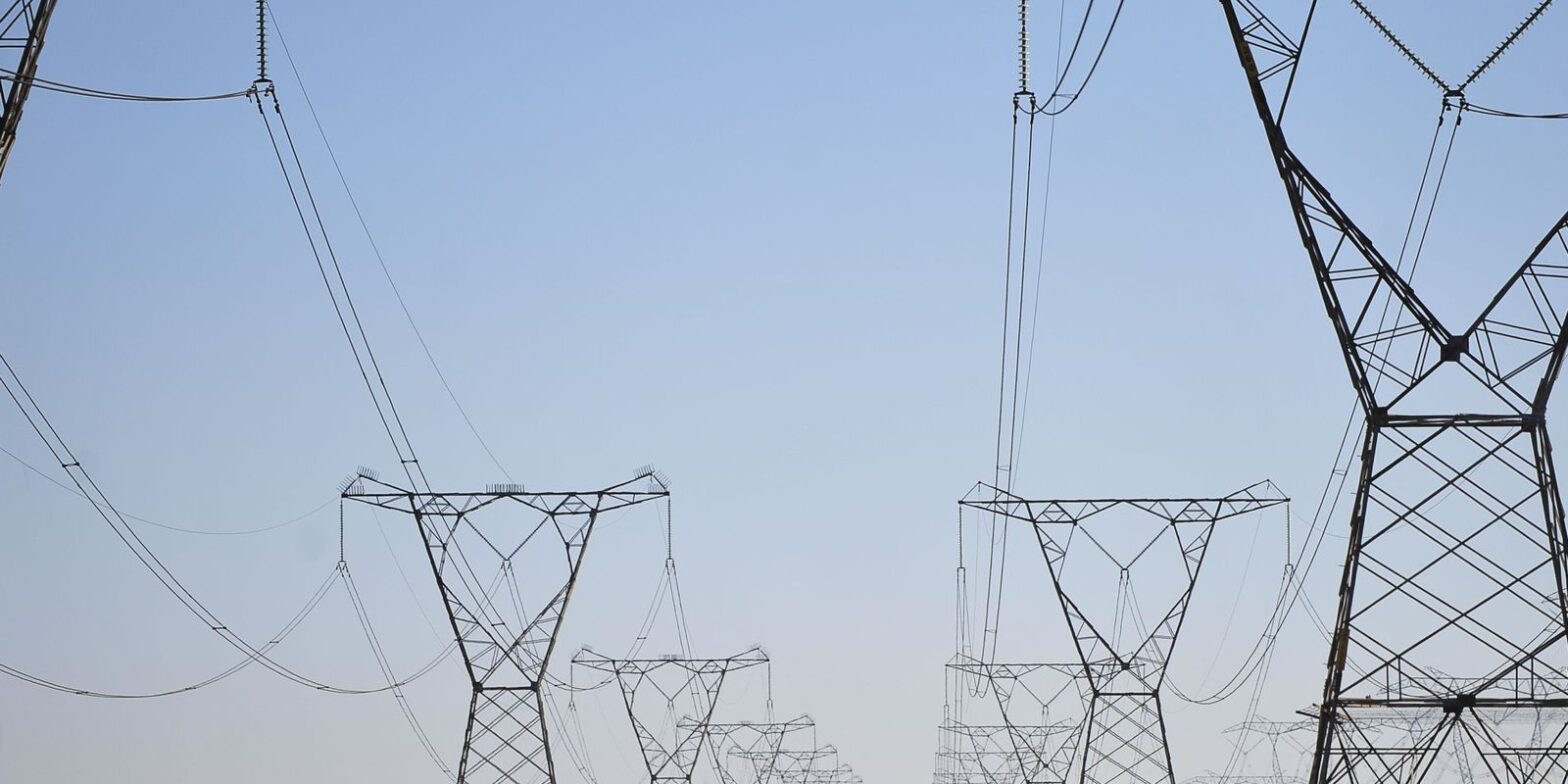 Energia elétrica foi restabelecida em todas as capitais