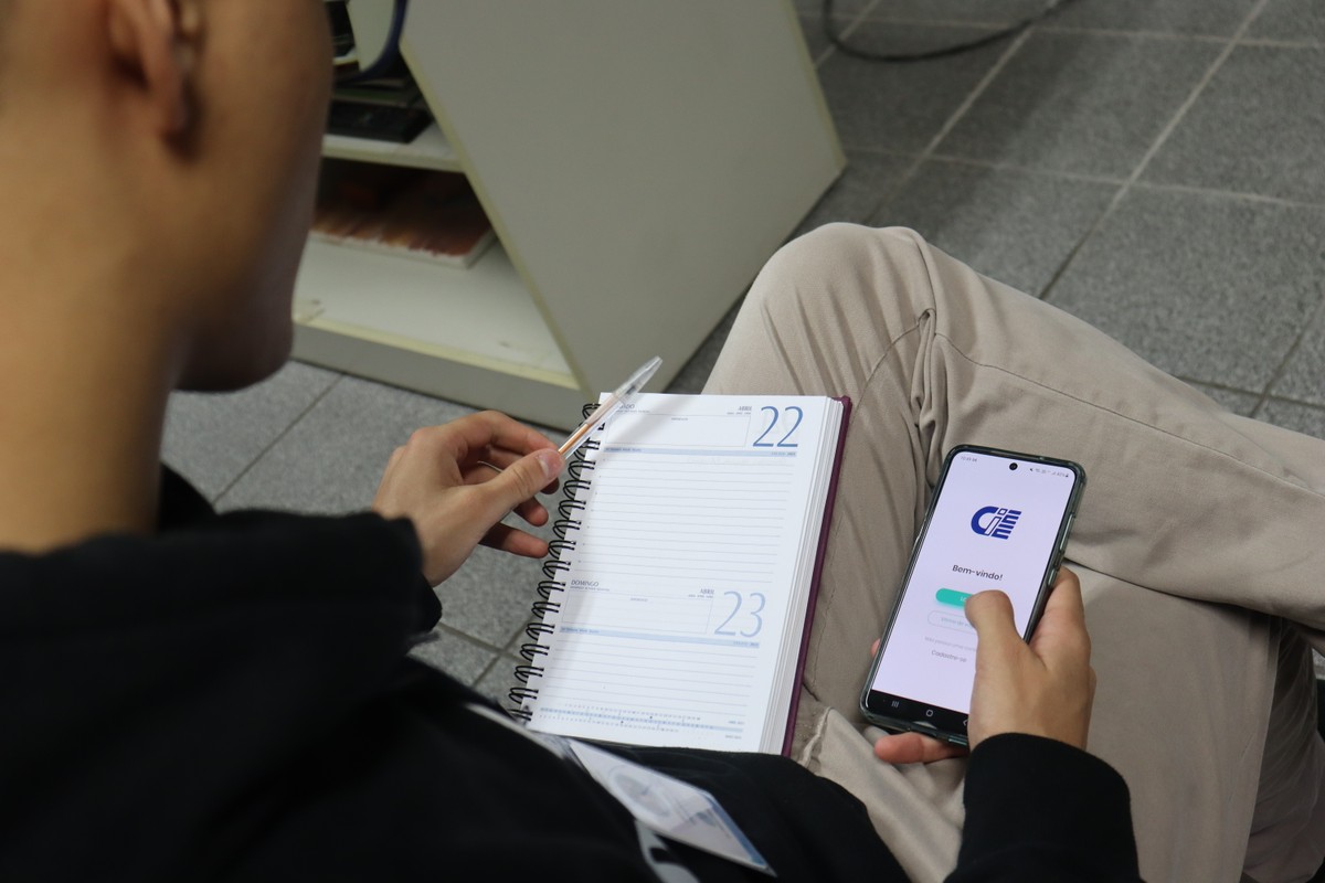 Vagas de estágio oferecem oportunidades para alunos com ensino médio completo e superior em andamento no Oeste Paulista