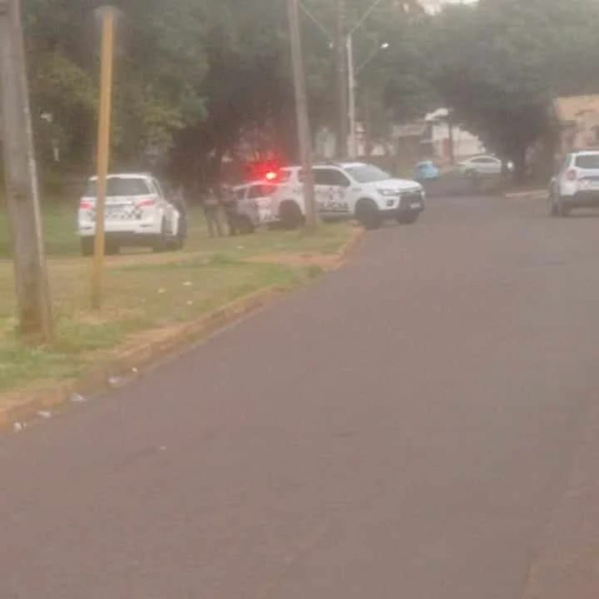 Corpo de homem é encontrado apenas de cueca e com ferimento na cabeça, em Presidente Prudente