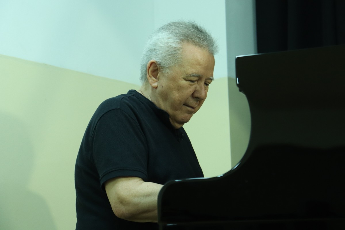 'A música é o que me mantém vivo!', celebra Jota Moraes, produtor de hits que atravessam gerações e marcam a miscigenação cultural brasileira