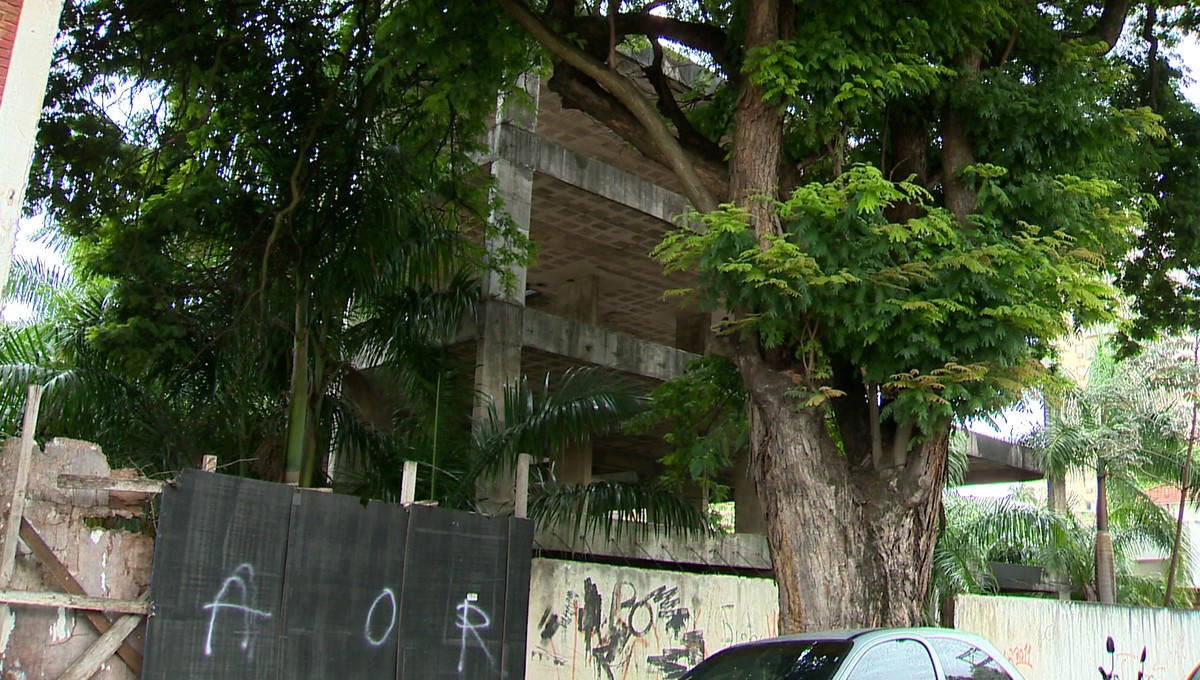 Decreto de utilidade pública prevê desapropriação de imóvel abandonado há mais de duas décadas na região central de Presidente Prudente | Presidente Prudente e Região