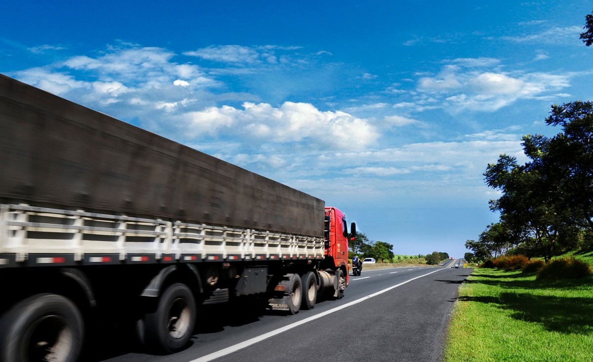 Nova tarifa por eixos de veículos comerciais começa a ser cobrada em quatro pedágios da Rodovia Raposo Tavares, no Oeste Paulista | Presidente Prudente e Região