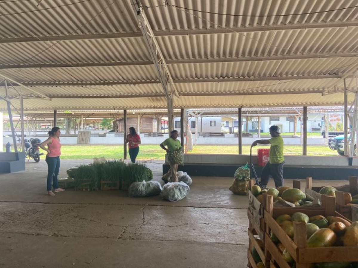 Sem verba mensal da Prefeitura de Presidente Prudente, trabalhadores da Cooperlix recebem doações de alimentos | Presidente Prudente e Região