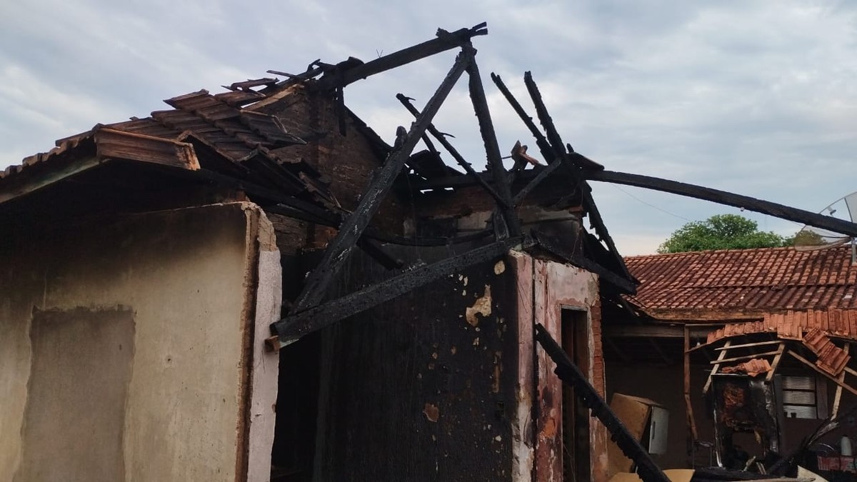 Suspeito de incendiar casa da sogra e carro da esposa é preso em Flórida Paulista