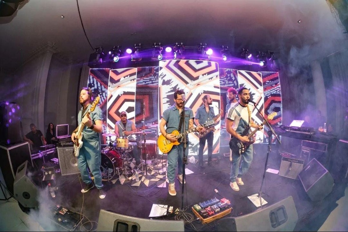 Com repertório de rock brasileiro acústico, banda Jack Tekila realiza show em Presidente Prudente