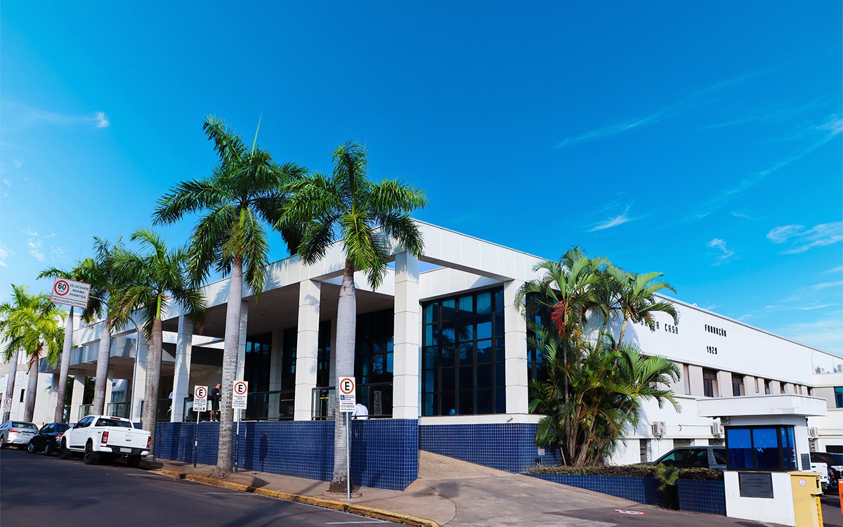 Santa Casa Presidente Prudente: Sua Saúde em um só Lugar!