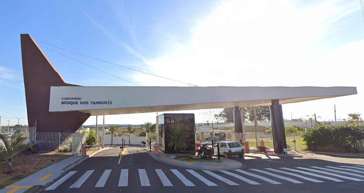 Confusão entre adolescente e moradores de condomínio residencial vira caso de polícia, em Presidente Prudente