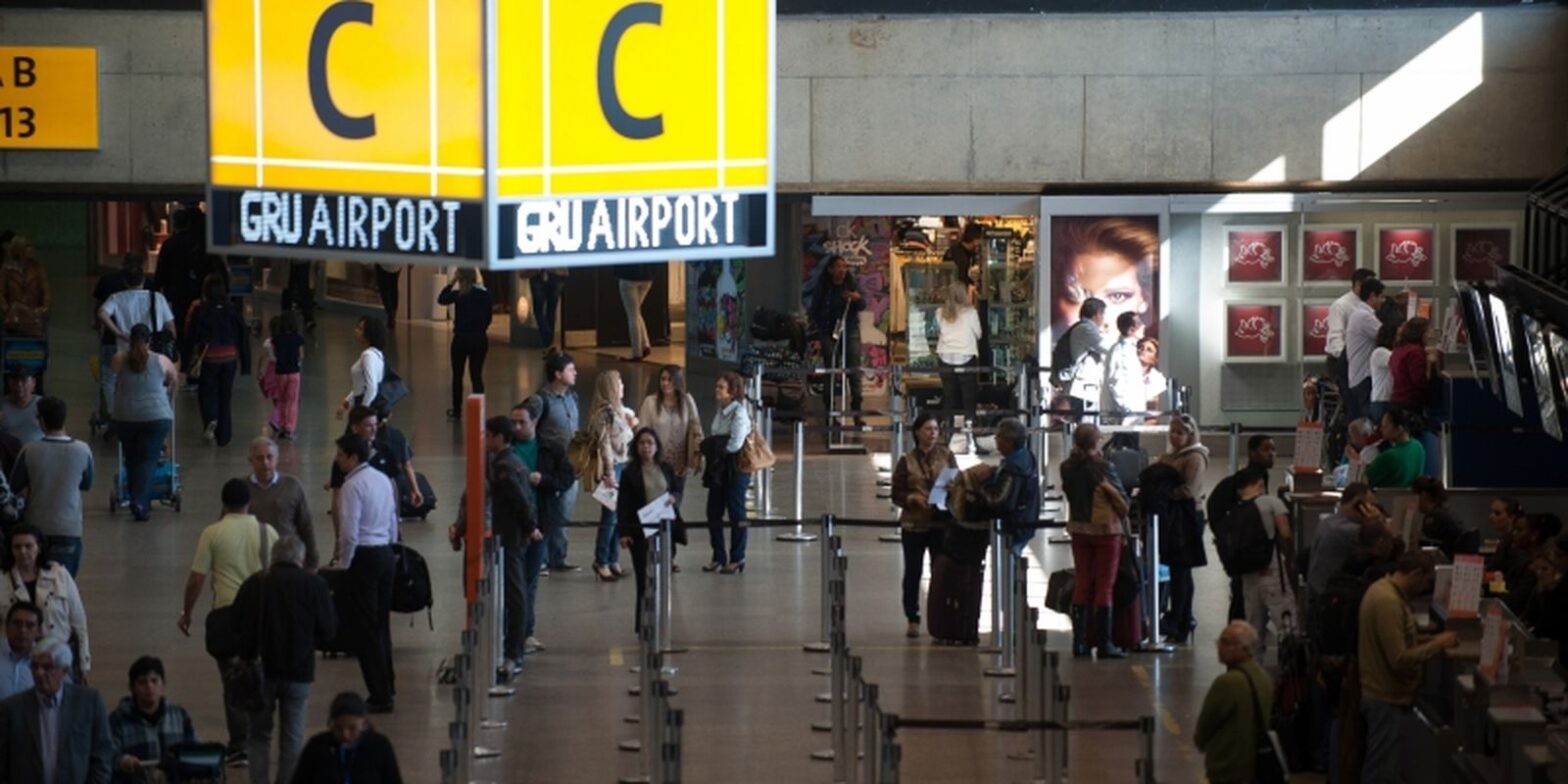 Suspeita de incêndio interrompe operações no Aeroporto de Guarulhos