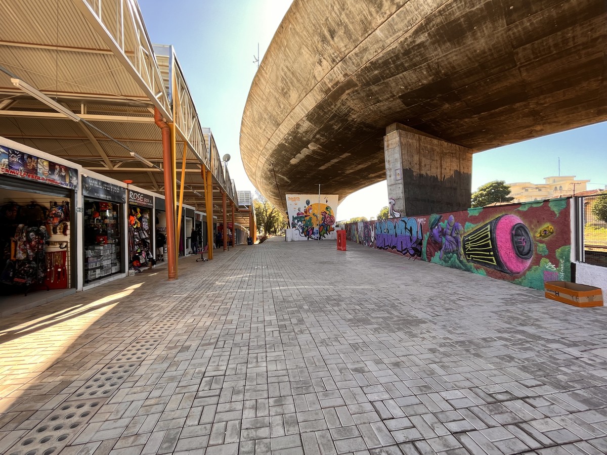 Mais 21 boxistas assinam termos de permissão para trabalhar no Camelódromo, em Presidente Prudente | Presidente Prudente e Região