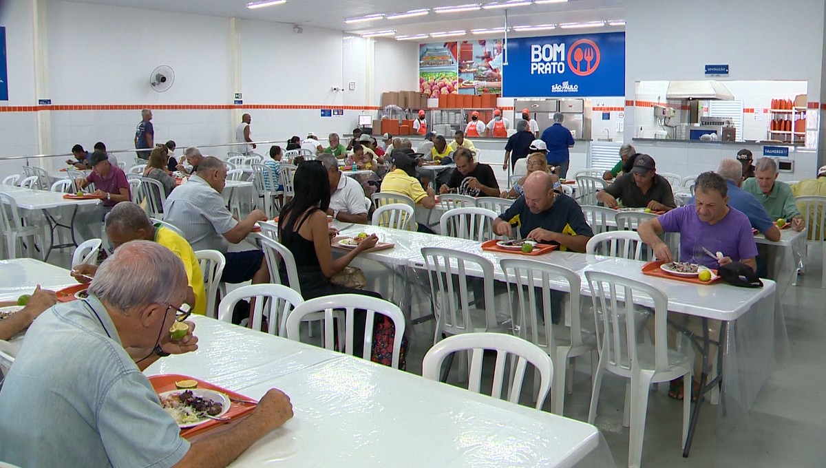 Restaurante Bom Prato serve almoço especial na véspera e no dia de Ano Novo, em Presidente Prudente