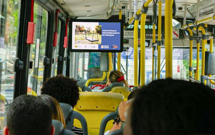 Rio de Janeiro (RJ) 24/12/2023 - Rio faz campanha em ônibus para prevenir desaparecimento de crianças
Foto: Prefeitura Rio de Janeiro/Divulgação