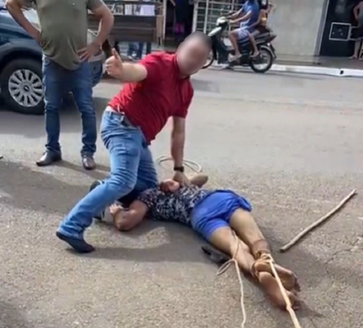 Homem tenta assaltar loja e acaba preso por policial de folga, em Teodoro Sampaio