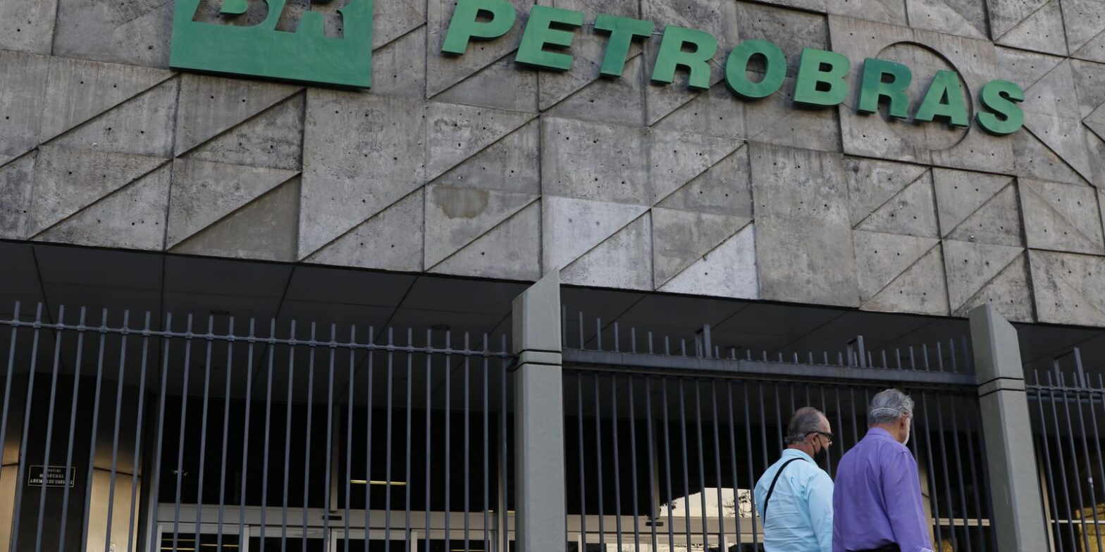 Edital da Petrobras reserva vagas a negros e pessoas com deficiência