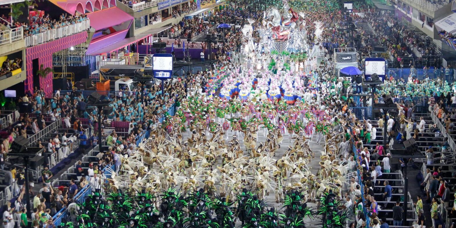 Escolas de samba se despedem da carnavalesca Rosa Magalhães