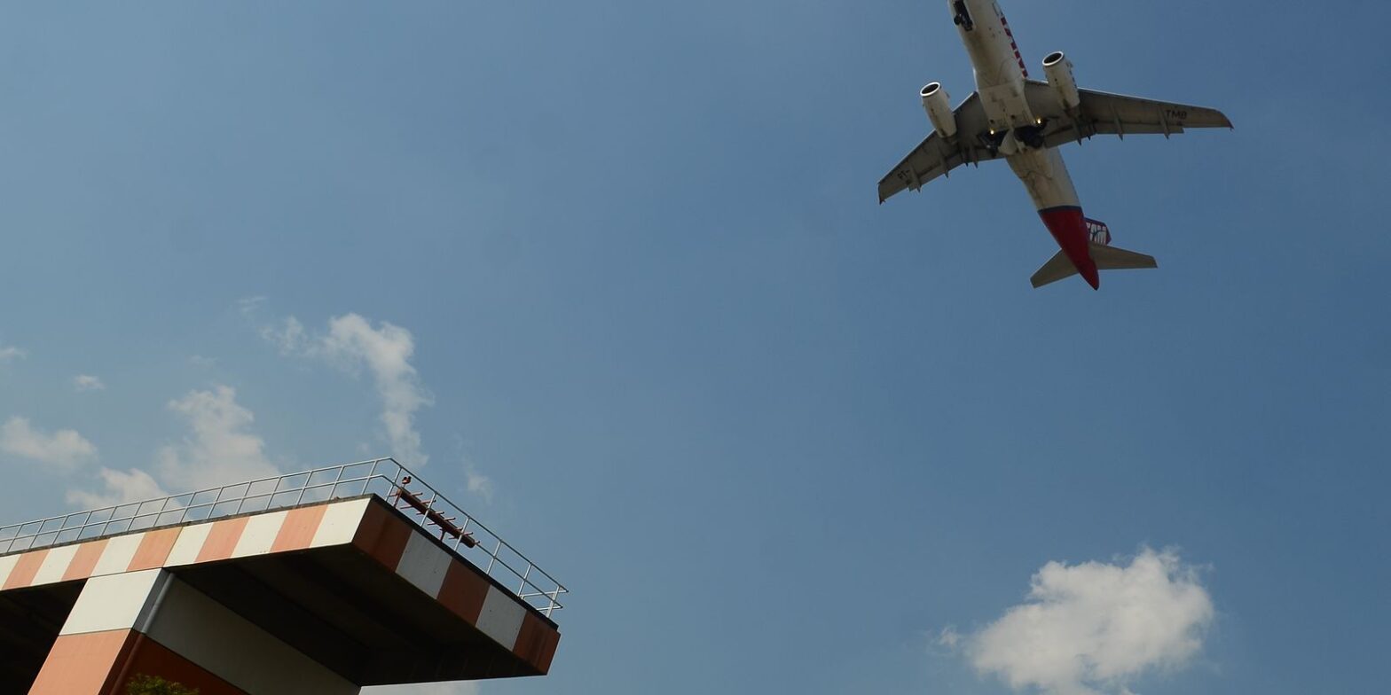 Congonhas volta a operar após queda de energia; voos foram deslocados