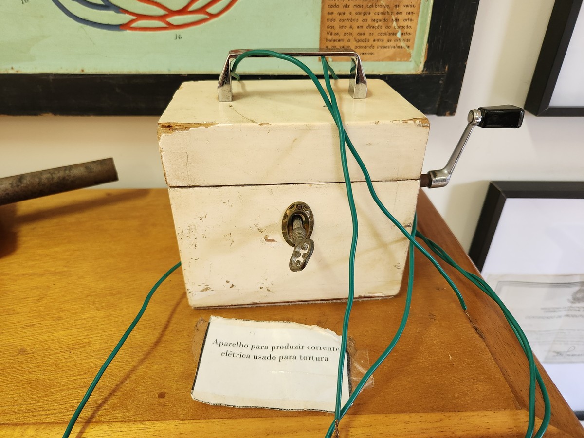 Lembranças de Chumbo: Museu de Medicina Legal guarda máquina de choque utilizada para tortura durante a Ditadura Militar | Presidente Prudente e Região
