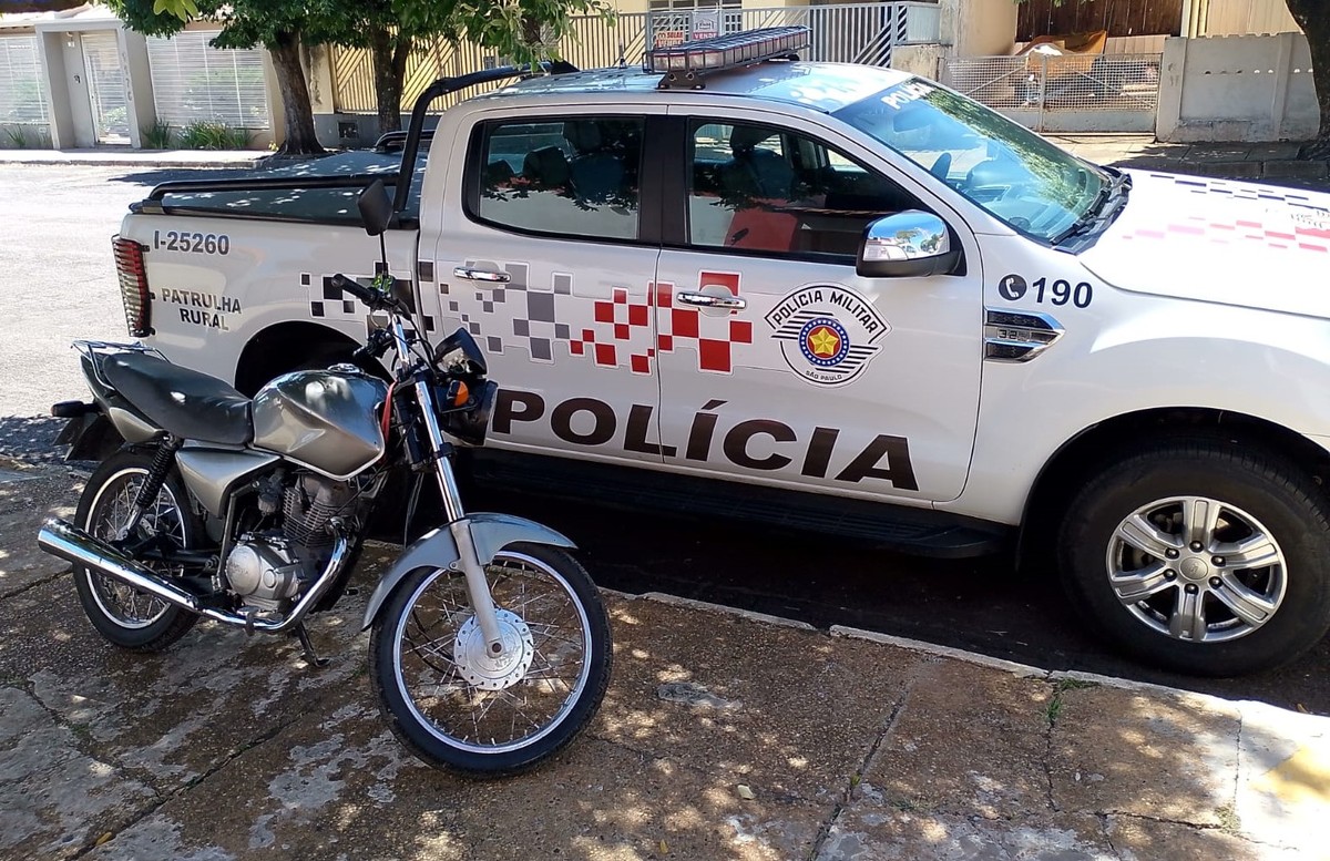 Polícia Militar prende suspeito de furtar motocicleta de idosa a quase 30km do local onde crime ocorreu