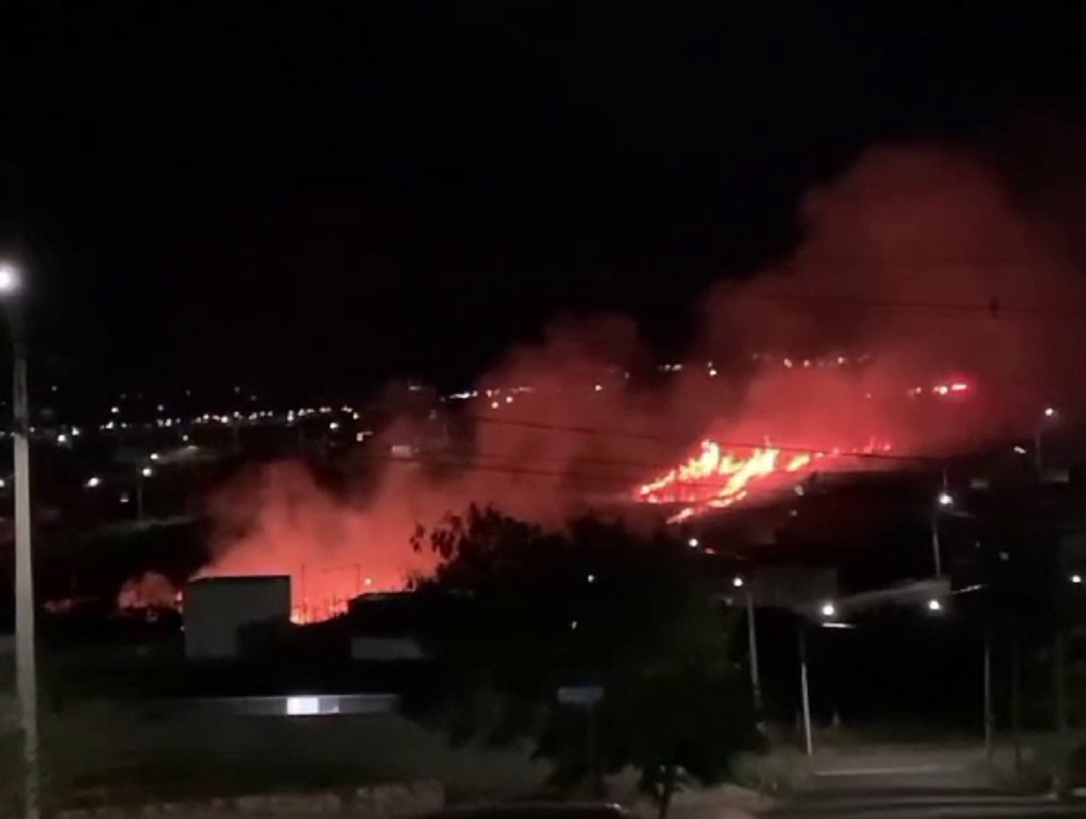 Incêndio atinge Ecoponto do Residencial Bongiovani e destrói materiais, em Presidente Prudente | Presidente Prudente e Região