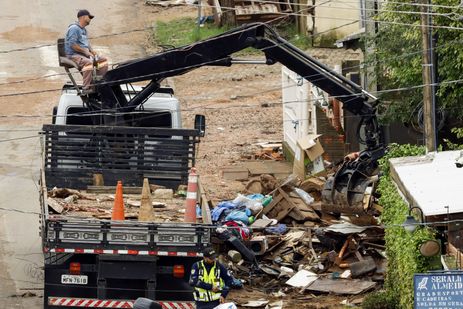 Porto Alegre (RS), 20/06/2024 - Limpeza de locais atingidos pela enchente no município de Eldorado do Sul. Foto: Bruno Peres/Agência Brasil