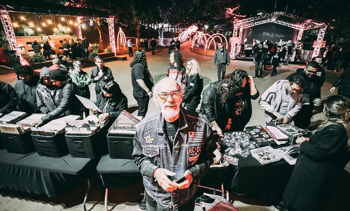 A partir desta 5ª, Festival Sesc Thermas do Rock tem bate-papo com artistas, feira de vinil e atividades paralelas em quatro noites de shows ao ar livre
