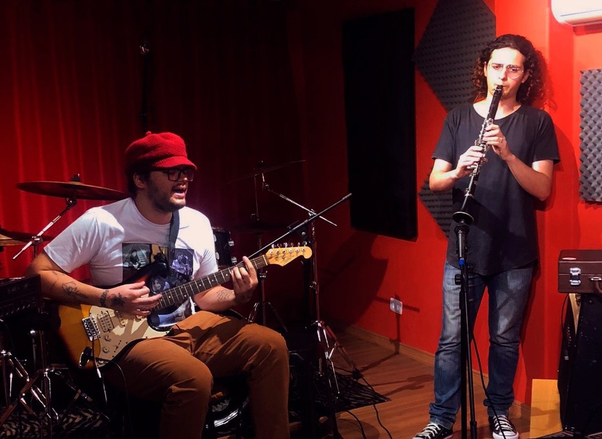 Com composições autorais e paixão pela MPB, dupla Kafkianos promove show gratuito em Presidente Prudente | Presidente Prudente e Região