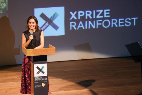 Manaus, AM 08/07/2024 Ana Lúcia Villela, fundadora da Alana, discursa durante evento de abertura do XPrize no Teatro Amazônia  Foto: Fabio Rodrigues-Pozzebom