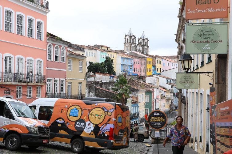 Salvador (BA), 08-08-2024 - Festa Literária Internacional do Pelourinho - Flipelô, no Largo do Pelourinho. Foto: Rovena Rosa/Agência Brasil