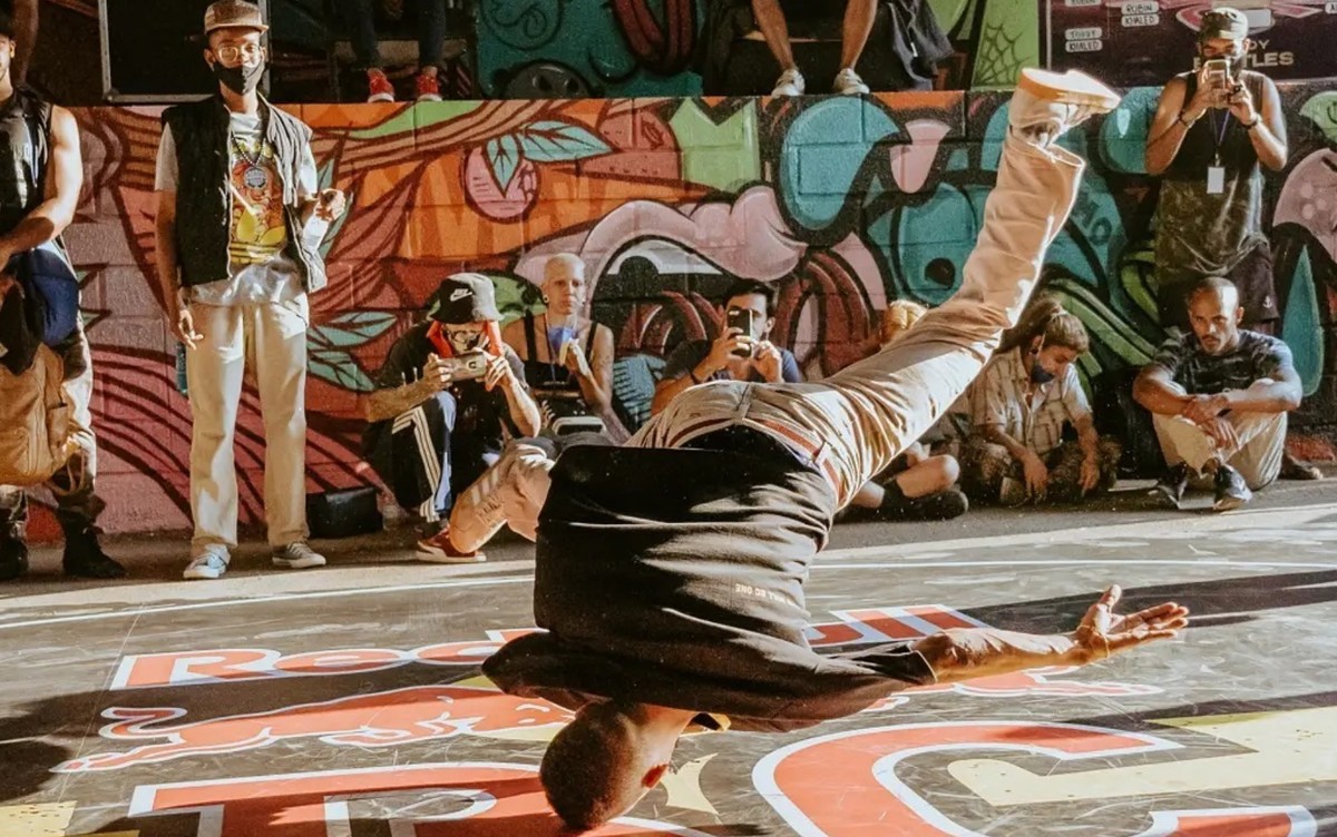 Batalha de b-boys e b-girls coloca em evidência o universo do breaking neste domingo, em Presidente Prudente | Presidente Prudente e Região