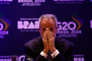 Rio de Janeiro (RJ), 13/09/2024 - Coletiva de balanço da 4a reunião da Força-Tarefa para uma Mobilização Global contra a Mudança do Clima (TF CLIMA), no  Hotel Sheraton Gran Rio, zona sul da cidade.  Foto: Tânia Rêgo/Agência Brasil