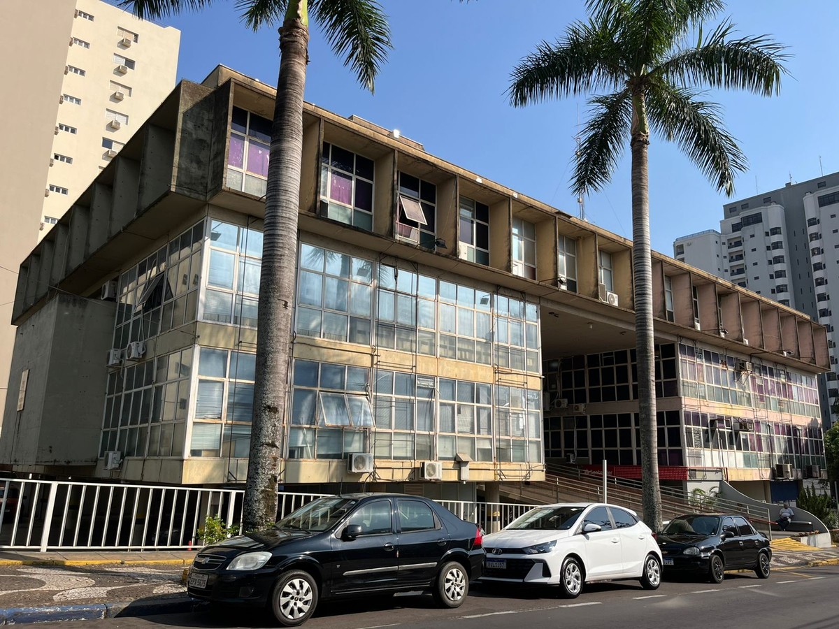 Com salários de até R$ 6,3 mil, Prefeitura de Presidente Prudente divulga concurso público com 96 vagas para diferentes áreas