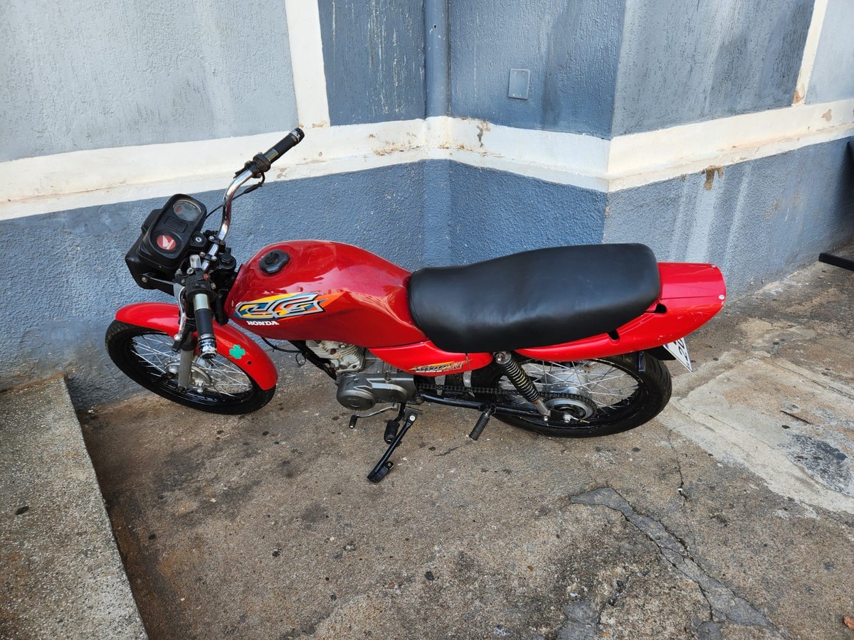 Jovem compra motocicleta com ‘placa decorativa’ pelas redes sociais e acaba preso por adulteração em Pres. Prudente | Presidente Prudente e Região