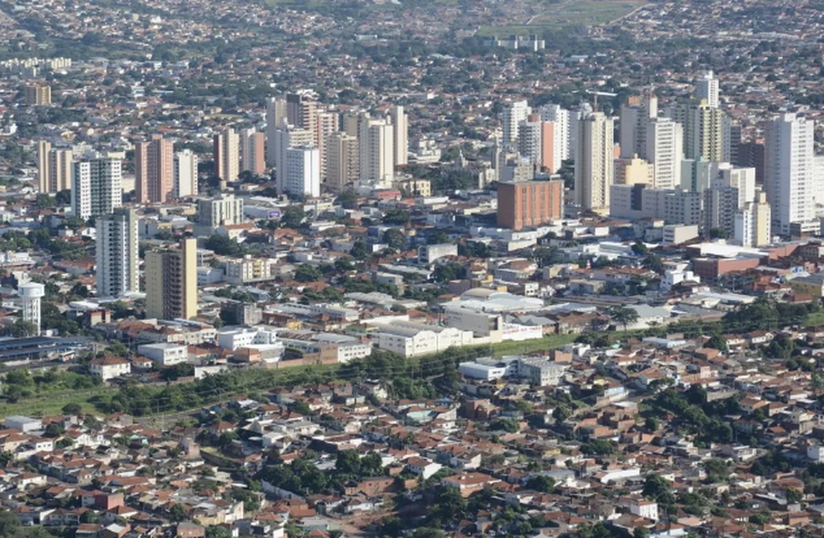 Confira o que abre e fecha no ponto facultativo do Dia do Servidor Público