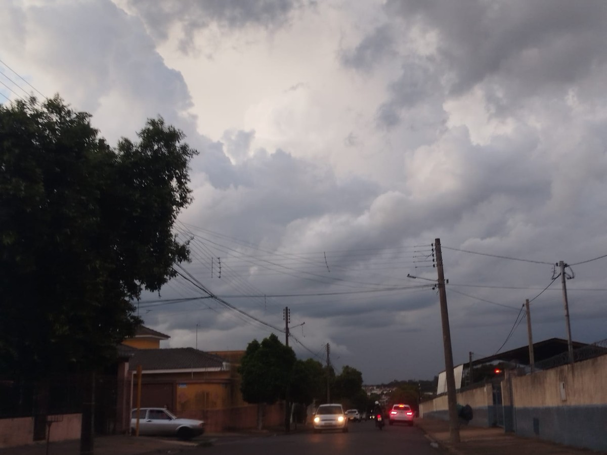 Com previsão de fortes chuvas, concessionária aciona plano de contingência e alerta sobre riscos de acidentes no Oeste Paulista