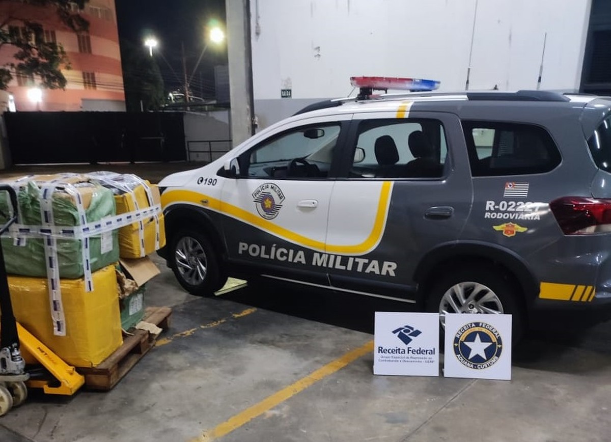 Mercadoria de óculos de grau avaliada em R$ 216 mil é apreendida sem documentação fiscal em Presidente Epitácio