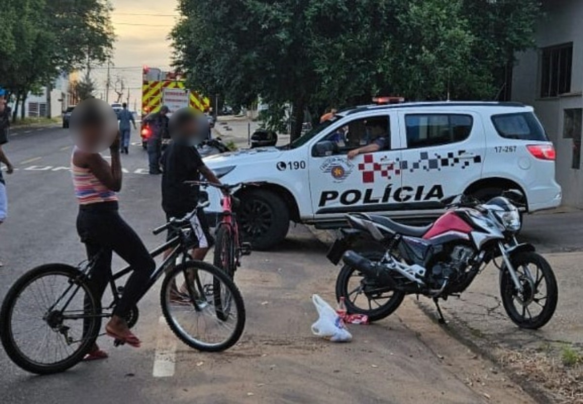 Adolescente fica ferido ao ser atropelado por motocicleta em Dracena