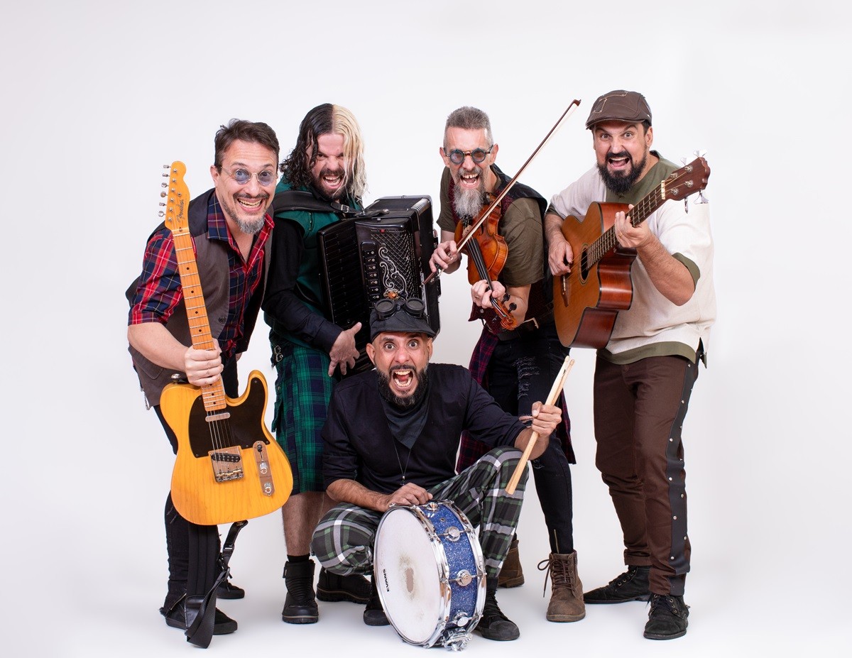 Em mescla do folclore irlandês com som brasileiro, banda Terra Celta se apresenta em Presidente Prudente