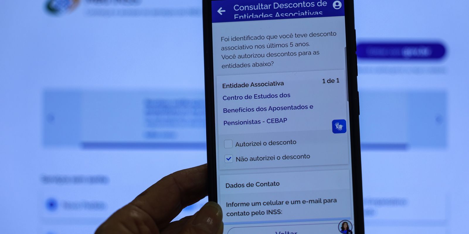 INSS começa a devolver a aposentados mensalidades associativas