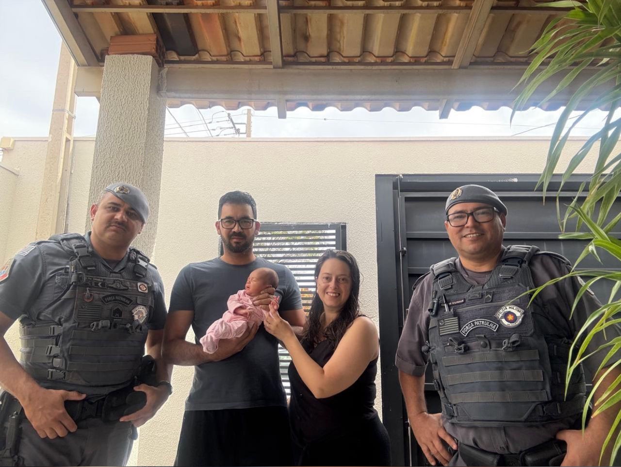 Bebê com apenas 30 dias de vida é socorrida de engasgamento por policiais militares em Tupi Paulista