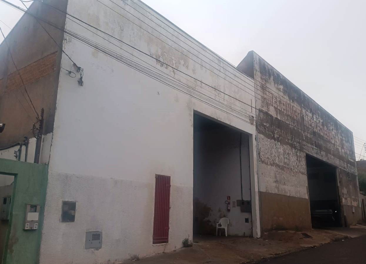 Depósito de recolhimento de pneus inservíveis passa a funcionar em barracão na Vila Formosa, em Presidente Prudente | Presidente Prudente e Região