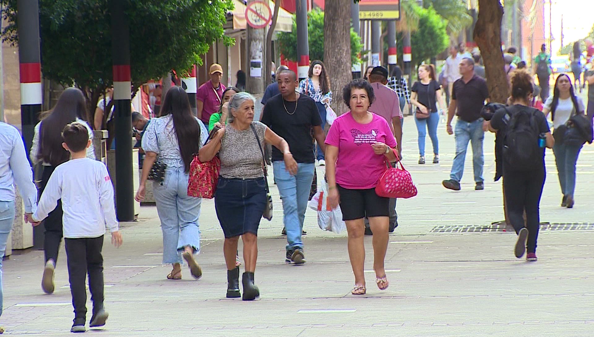 Estudo prevê alta de 6,5% em vendas de varejo no Dia dos Namorados em relação a 2024 na região de Presidente Prudente | Presidente Prudente e Região