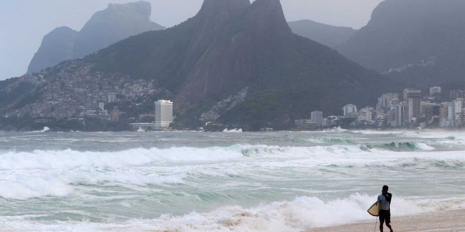 Marinha emite aviso de ressaca e alerta de ventos fortes no Rio