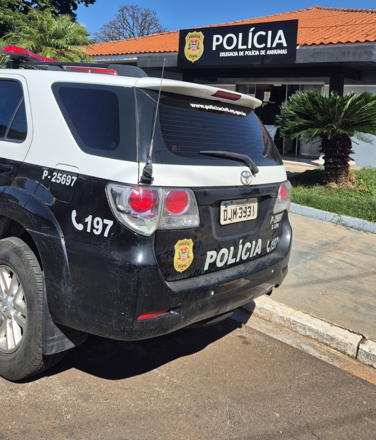Mulher suspeita de stalkear e ameaçar atual de ex-namorado tem celular apreendido para investigações em Anhumas | Presidente Prudente e Região